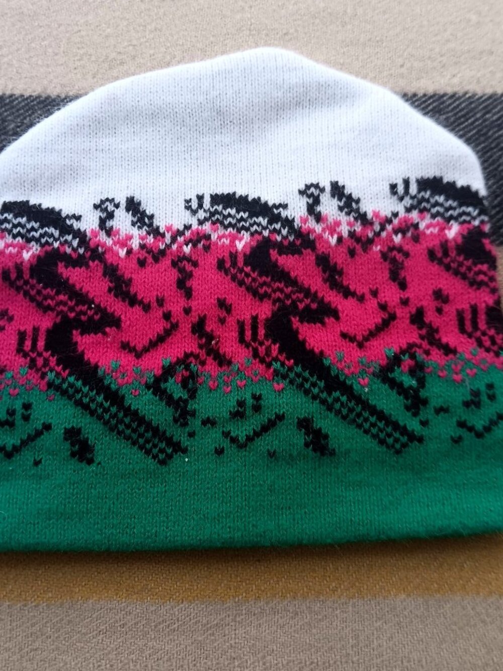 Vintage Ski Cap Knitted Beanie Colorful Abstract Pink Green White Winter 1980s
